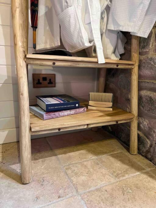 Holiday home Charming Stone Bothy At Loch Lomond *